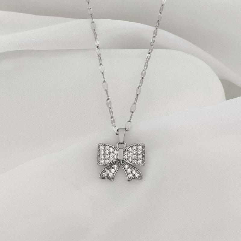 1pcs Fashion Simple and Lovely Bow Pendant Titanium Steel Micro-zircon Necklace Light Luxury Chain Accessories