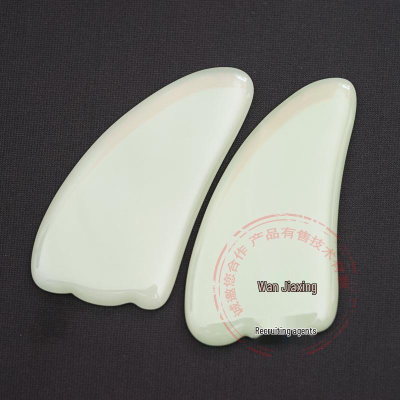 Jade Gua Sha Fish-shaped Face and Body Scraping Board - Transparent Crystal Acupressure Massage Tool.