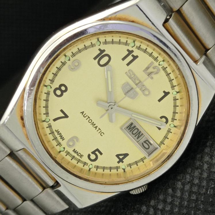 

Б/У винтажные мужские часы SEIKO 5 AUTOMATIC 7009A JAPAN с функцией дня и даты 608e-a316010-9 SKU608e-a316010