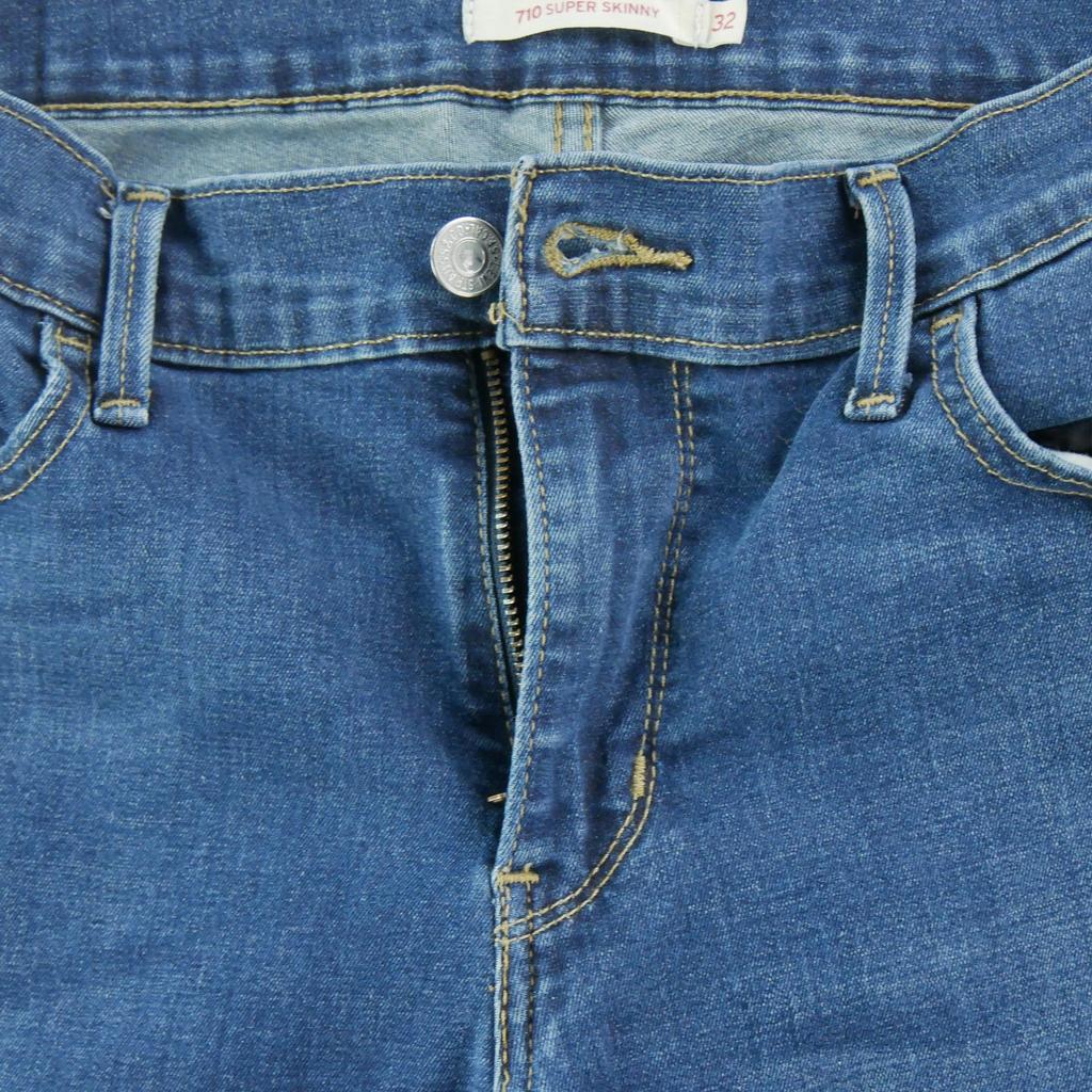 Seconde vie - Jean Femme Levis 710 Super Skinny Bleu - Excellent état