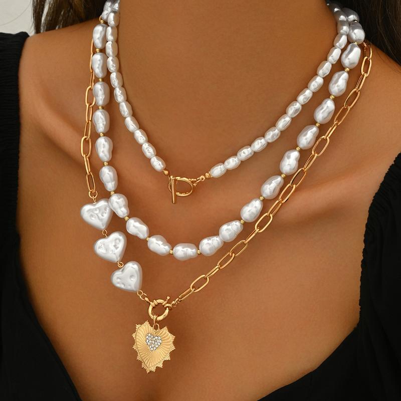 Vintage Layered Pearl Necklace For Women Gold Plated Multi Layer Chain Choker With Heart Lock Pendant For Party Daily Jewelry