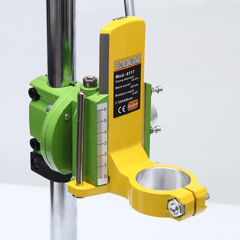 Kompakte Tischbohrmaschine mit Multifunktionsständer