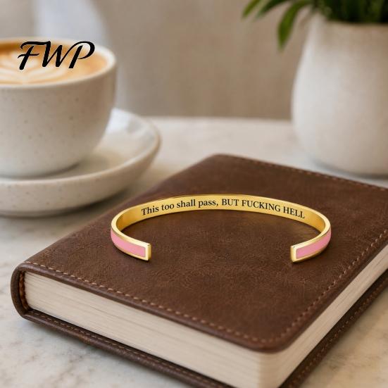 Bracciale con Messaggio Inciso Anche Questo Passerà Bracciale a Manetta Mantra, Bracciale Bangle Motivazionale Ispiratore Inciso Nascosto Gioielli Regolabili di Incoraggiamento