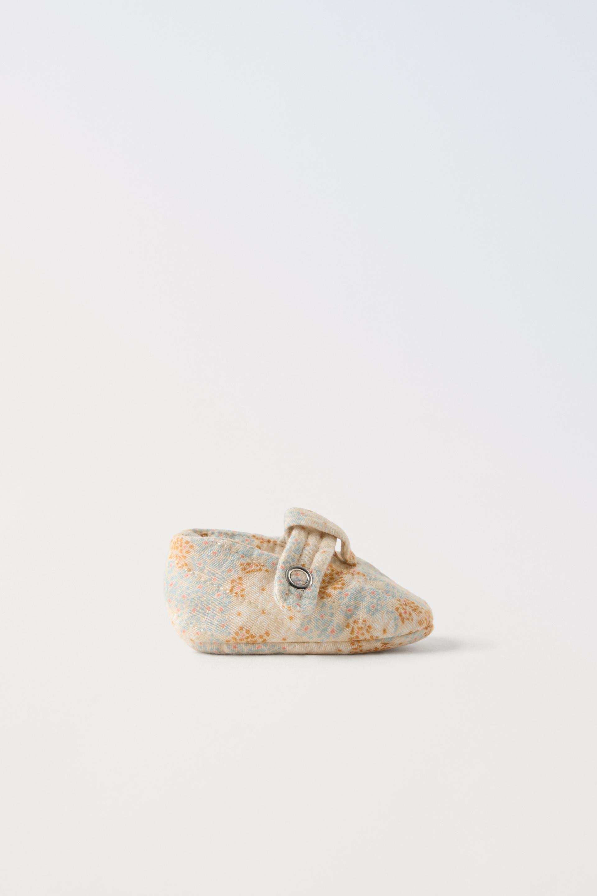 

ТУФЛИ ИЗ ХЛОПКОВОГО ЦВЕТОЧНОГО РЕМЕШКА