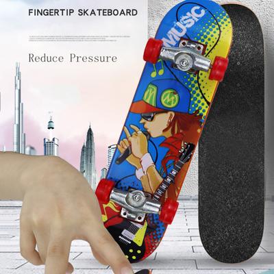 Finger Skateboard Toy Children Develop Hand-Eye Coordination Mini Fingerboards Stress Relief Finger Skater Desktop Toy Gift for Kids