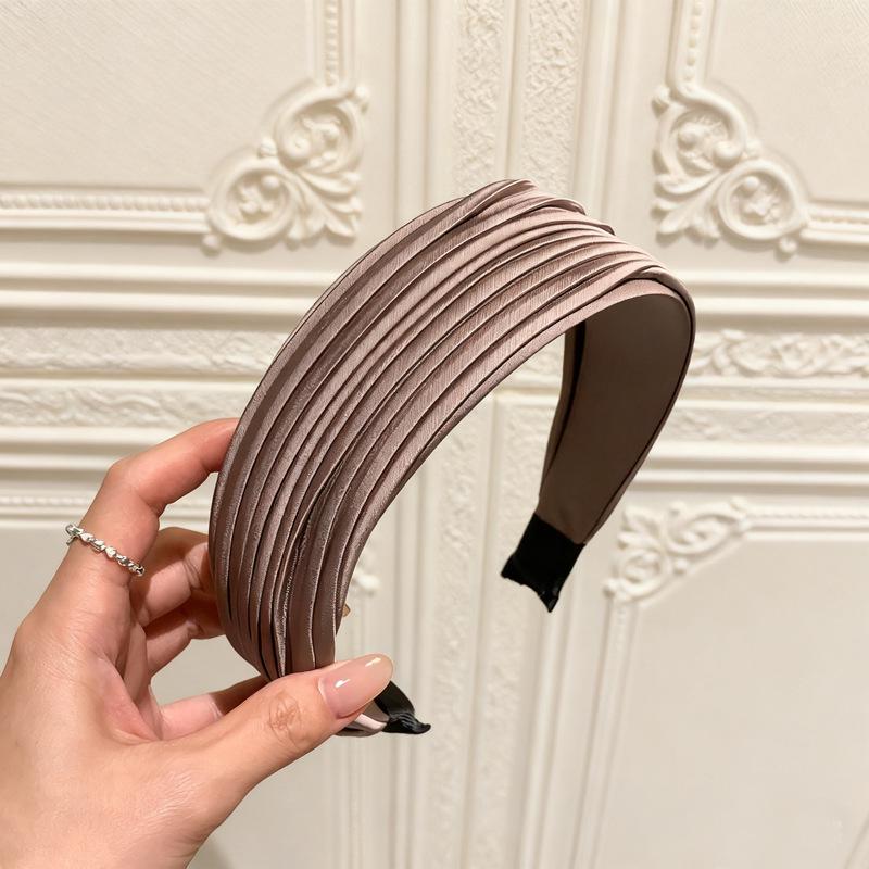 Elegant Solid Color Pleated Wide Headband - Versatile Korean Hair Accessory