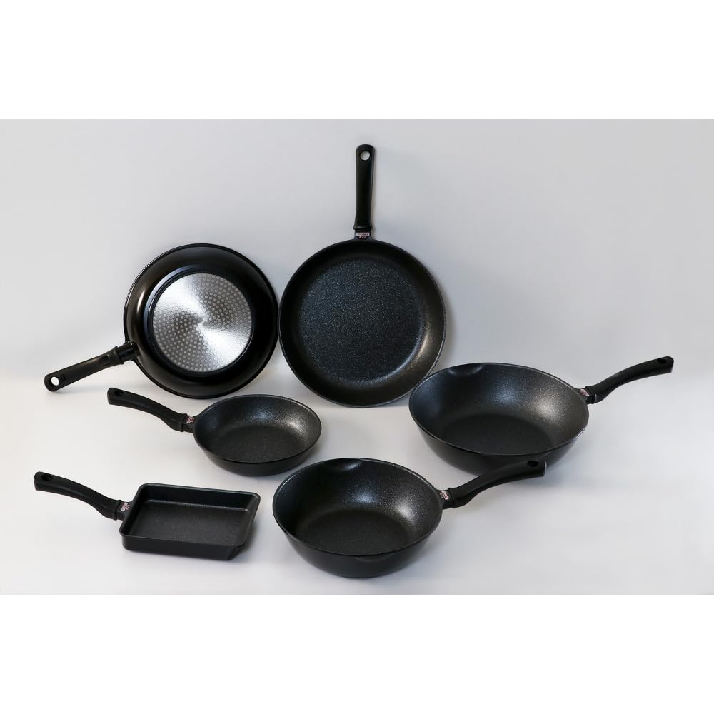 LIV PLUS Deep Frying Pan 28cm Wok Pan, IH and Gas Stove Compatible, Lightweight, with Pouring Spout, NM-415 (Extremely Lightweight Frying Pan)