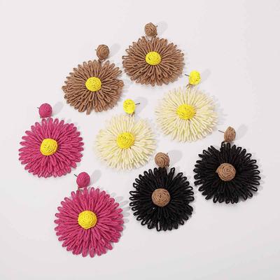 Summer Personality Fresh Floral Drop Earrings Trendy Vacation Handmade Raffia Woven Earrings Women Fashion Jewelry New Style