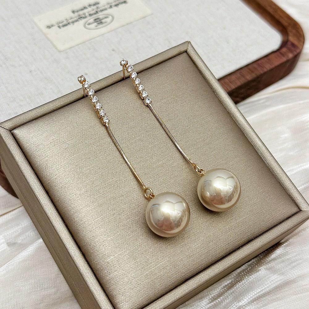 

Нежные серьги с бахромой из жемчуга, Элегантные серьги с темпераментом знаменитости, Легкая роскошь и высококлассные длинные серьги с бриллиантами для женщин