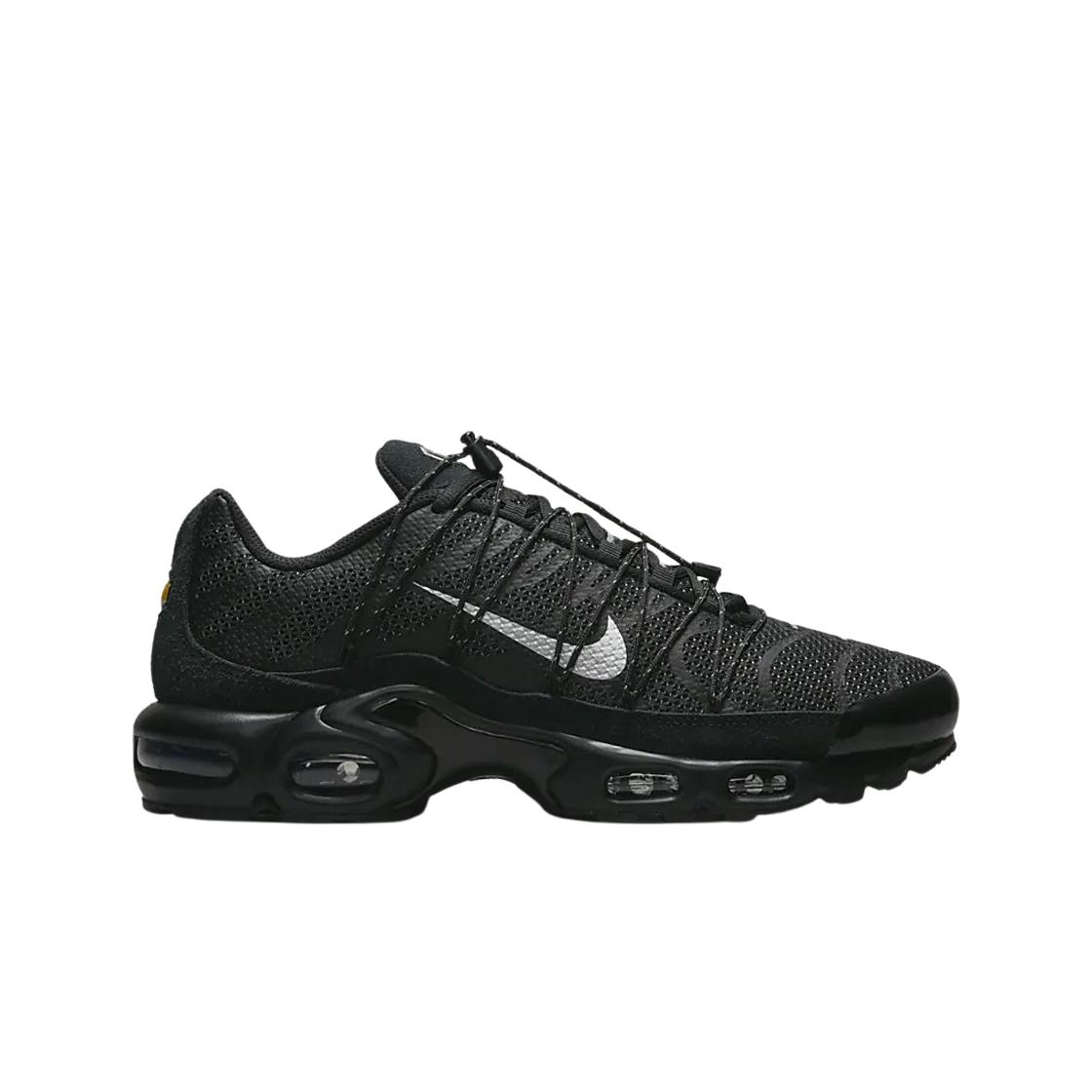 

Мужские кроссовки Nike Air Max Plus Utility Black White FD0670-001