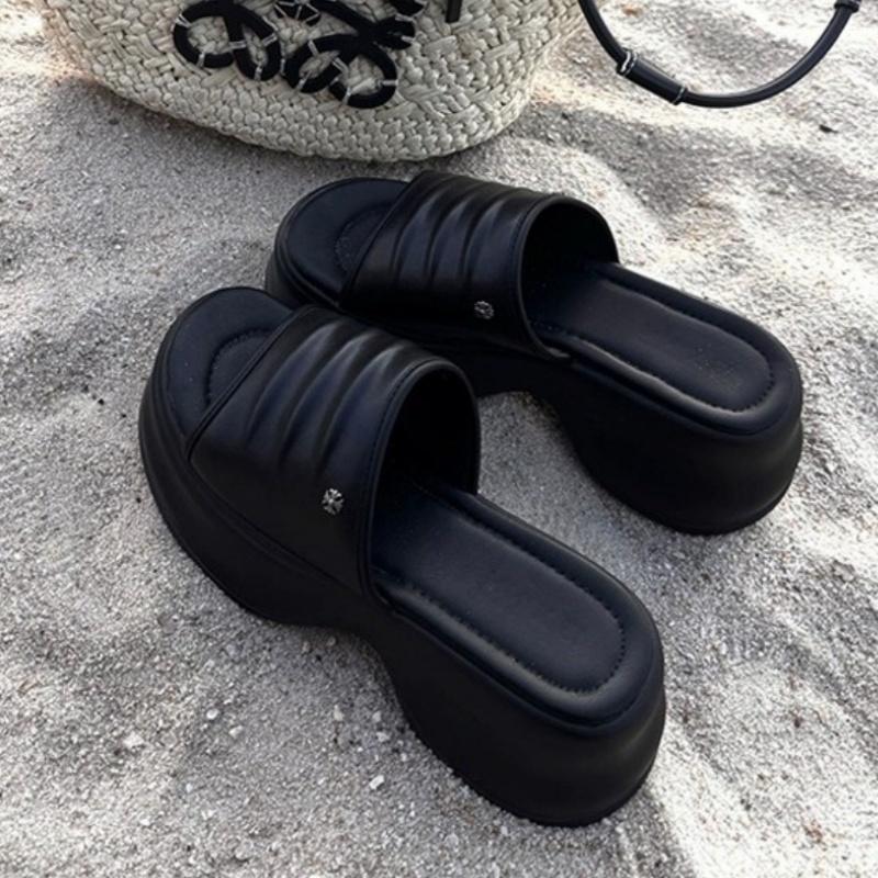 Fashion Black Chunky Platform Slippers Women Summer 2025 Thick Bottom Wedge Heels Sandals for Woman Non Slip Outdoor Flip Flops Mujer
