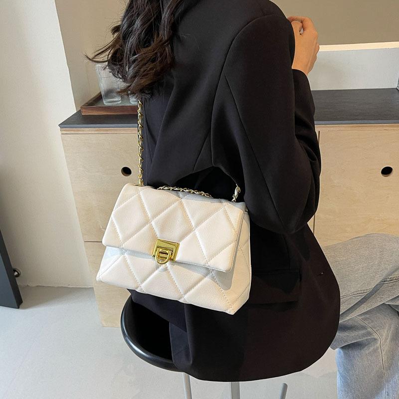 Today's Popular Small Bag Women's New Spring and Summer Versatile Chain Messenger Bag Shoulder Small Square Bag
