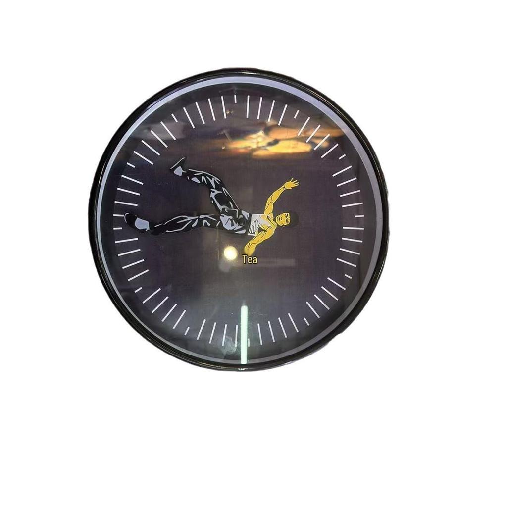 Silent Kung Fu Personality Wall Clock – Round Home Decor