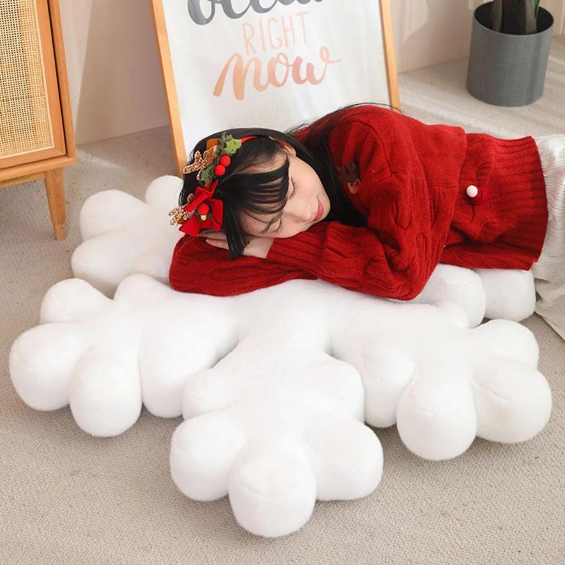 Funny White Snowflake Pillow Cute Soft Plush Toy Christmas Decoration Pillows Snowflake Throw  Winter Christmas