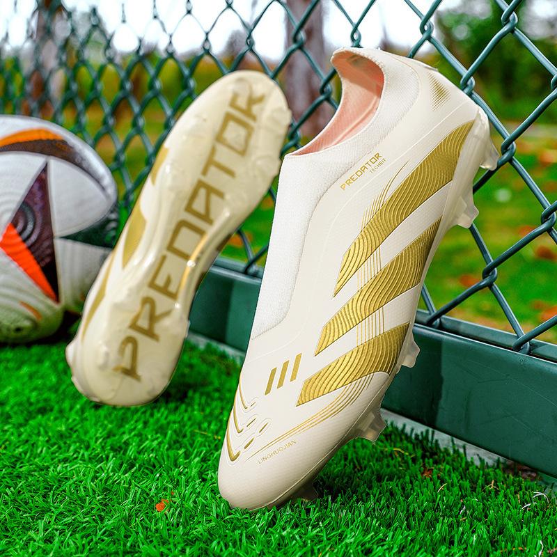 Soccer Shoes Men'S World Cup Flying Weaving Grass Training Seamless Low Top Spike Shredded Sneakers