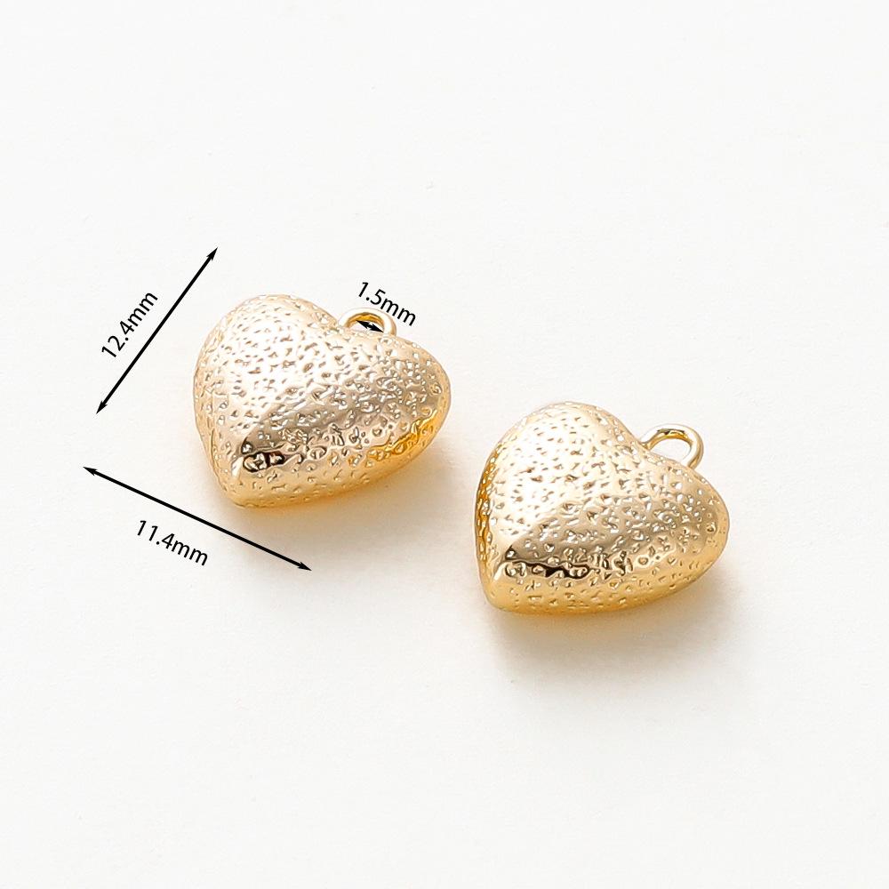 18k Gold-Filled Heart Pendant Necklace: Color-Preserving Peach Heart for Wealth and Elegance