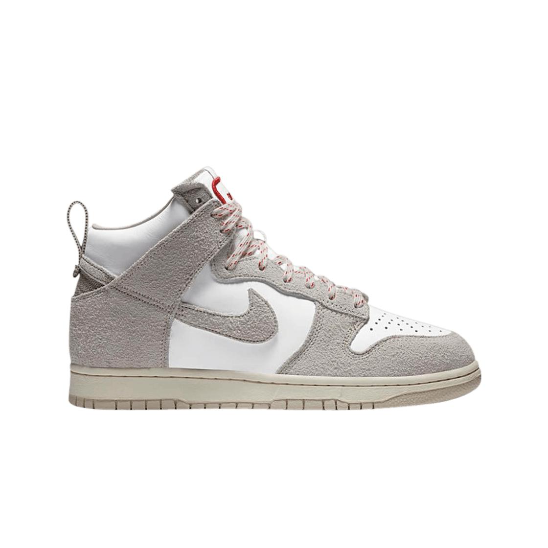 

Nike X Notre Dunk High Light Orewood Brown 265