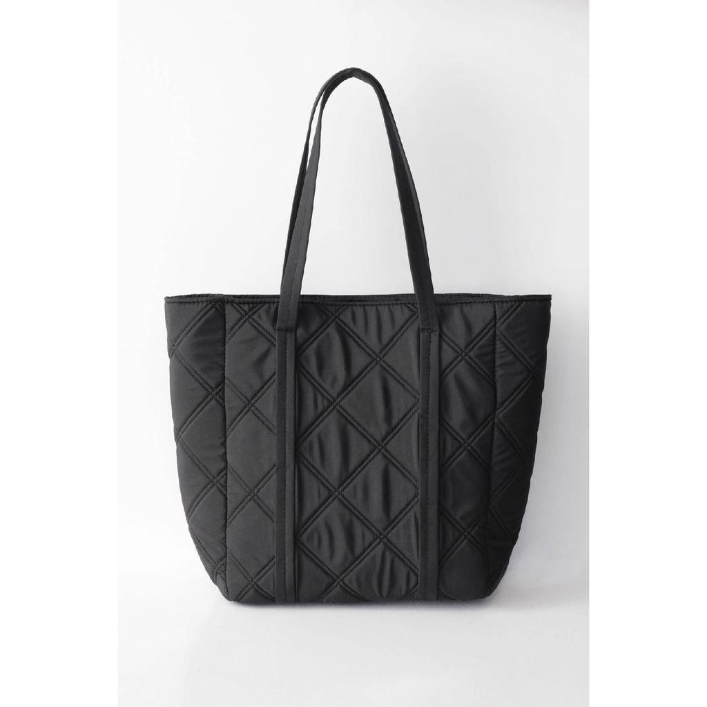 Gesteppte Schultertasche mit Riemen 1014-g5