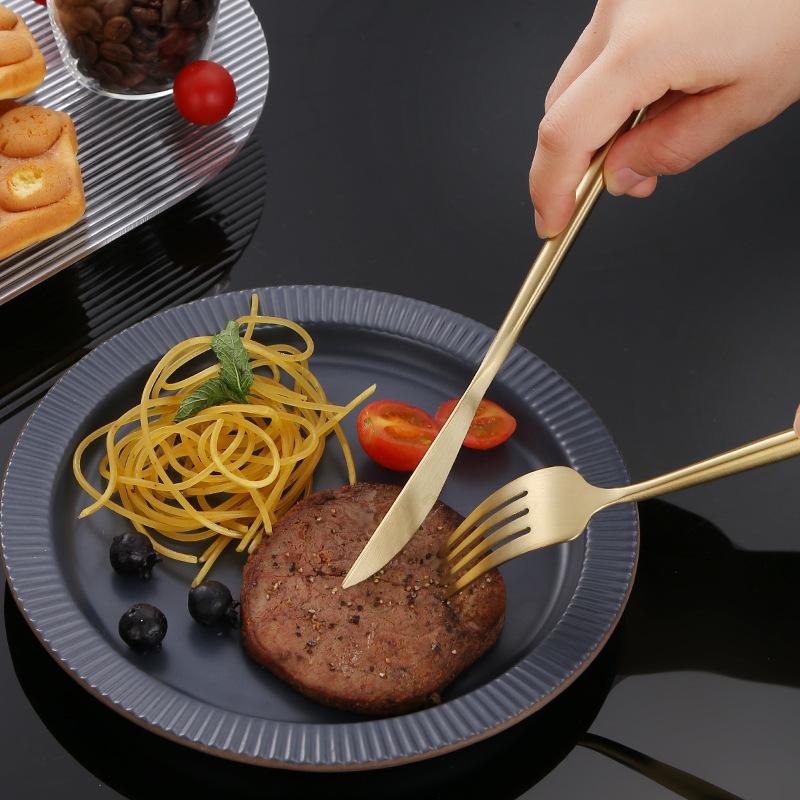 304 stainless steel spoon, imitation hot hollow handle Korean spoon, long handle spoon to eat rice spoon, meal spoon