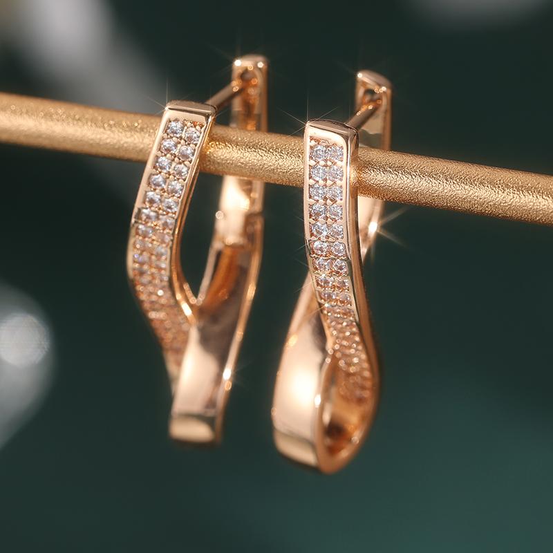 Women's Concise Elegant Synthetic Zirconia Hoop Earrings Retro Exquiaite Golden Plated Banquet Wedding Jewelry Accessories Craft