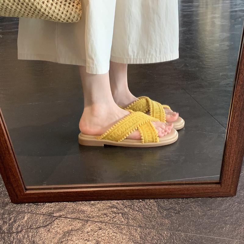 Fashion 2025 New Retro Summer Flat Bottom Woven Sandals Womens Fairy Style Fashionable Versatile Slippers Simple Soft Sole Slip-On Shoes
