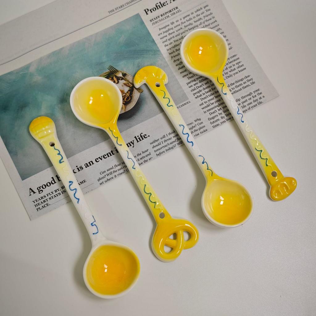 Creative And Fresh Household Children'S Cartoon Spoon Cute Spoon Ceramic Rice Spoon Bread Spoon High Value Long Handle Spoon