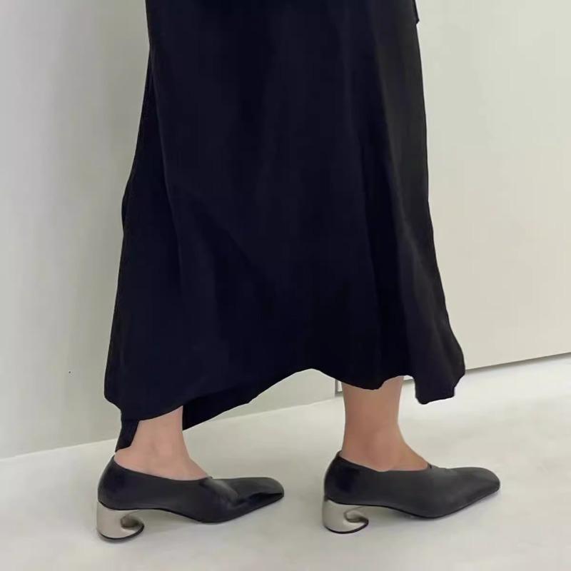 Persönlichkeit Spezialgeformter Absatz Einzelne Schuhe Herbst Neu Eckige Zehenpartie Tiefer Ausschnitt Slipper Rutschfest Abriebfest Kitten Heel Schuhe