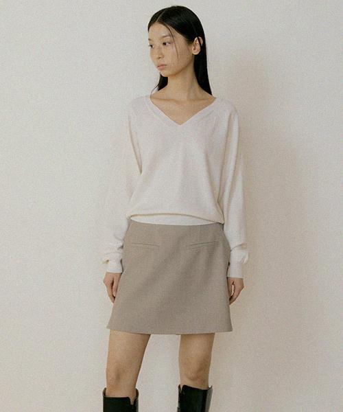 Lingseoul Merino Wool V-Neck Knit Top-Ivory