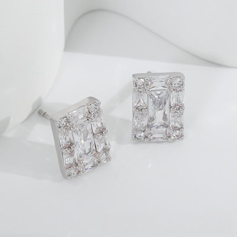 

Квадратные серьги с легкой инкрустацией из конского глаза, роскошные серьги-гвоздики из циркония Cold Wind с простыми прямоугольными трапециевидными камнями