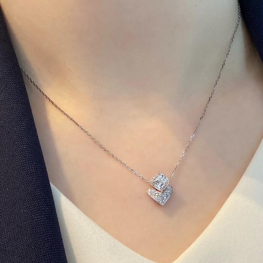 Latest Hot Brand Vintage Women's Necklace Luxury Jewelry For Women Pure 925 Silver Water Drop Designer Pendant Chain Necklaces