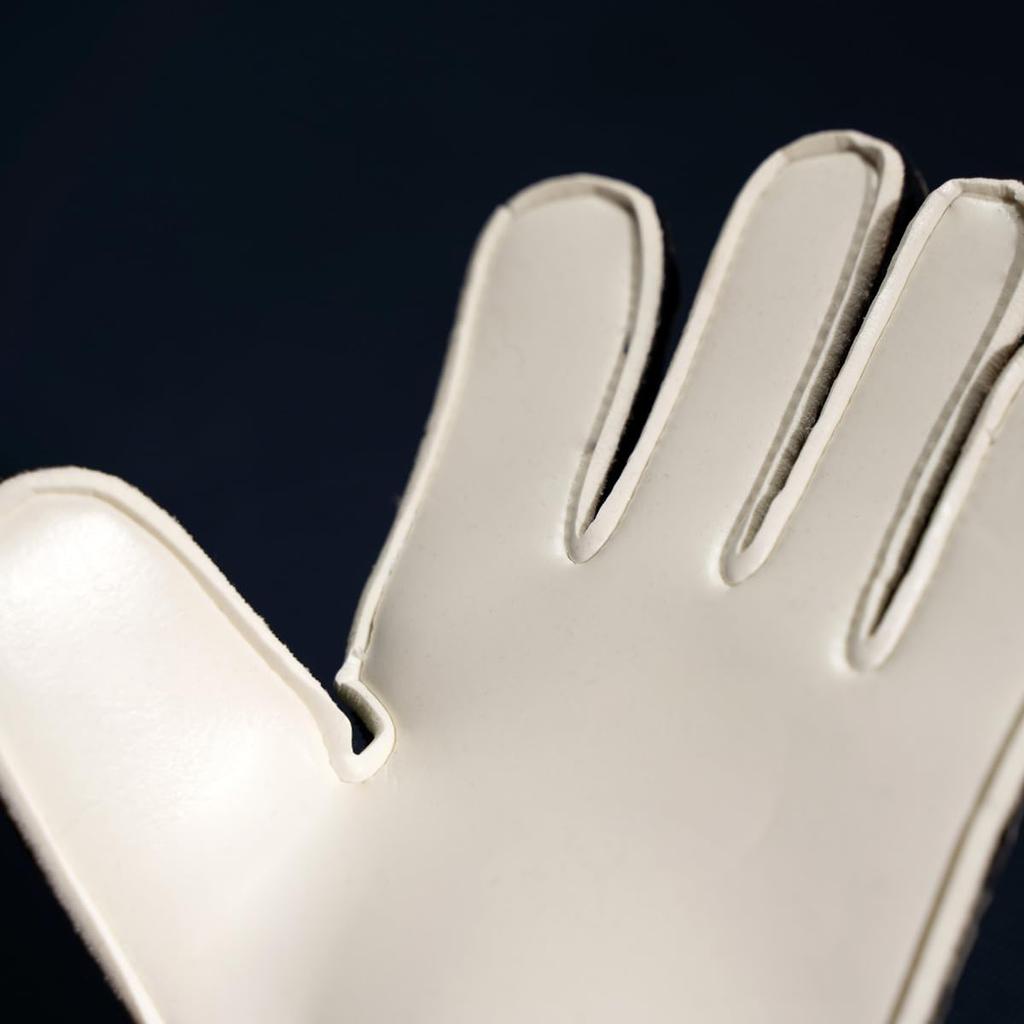 Uhlsport Fotbalové brankářské rukavice Prediction Soft Pro 1011337 01 8 Zápas/Trénink