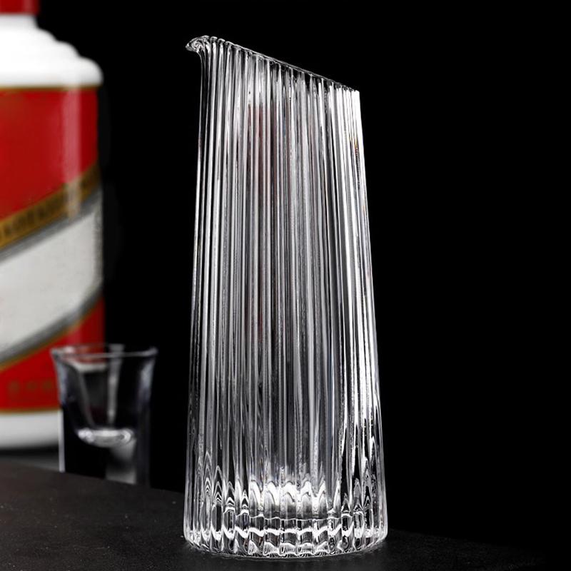 125ml Gestreifter Weindispenser 2er Set Haushalt Baijiu Kanne Bar Transparentes Trinkgeschirr Rotweinspender Geeignet für Zusammenkünfte