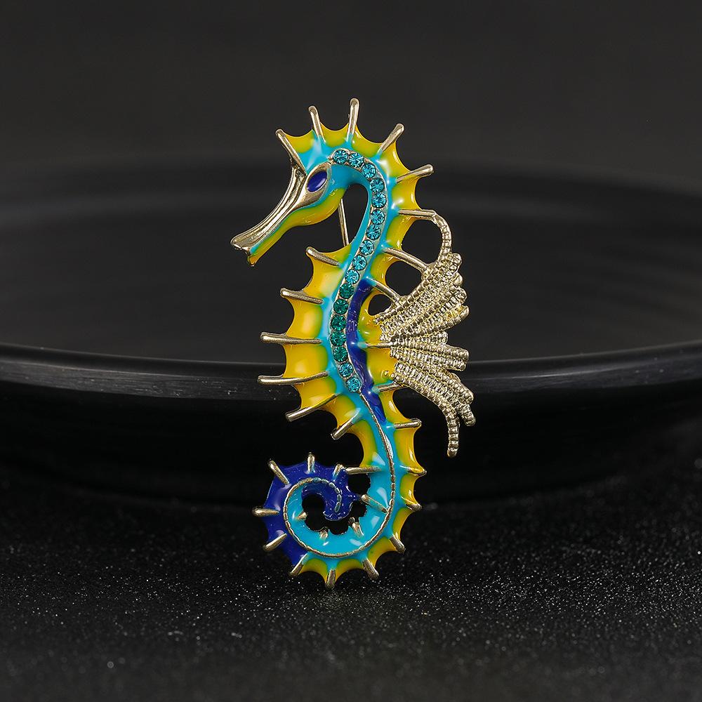 Retro Glazed Seahorse Brooch Painted Dripping Oil Animal Pin Women's Fashion