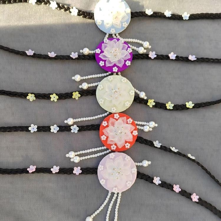 Handmade Hair Accessories Colorful Elegant Hairpin Traditional Headband Suitable for Youthful Performers At Any Occasion