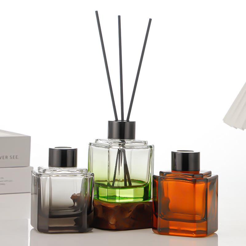 100ml/200ml Multi-faceted Square Aroma Diffuser Bottle, Empty Rattan Flameless Diffuser