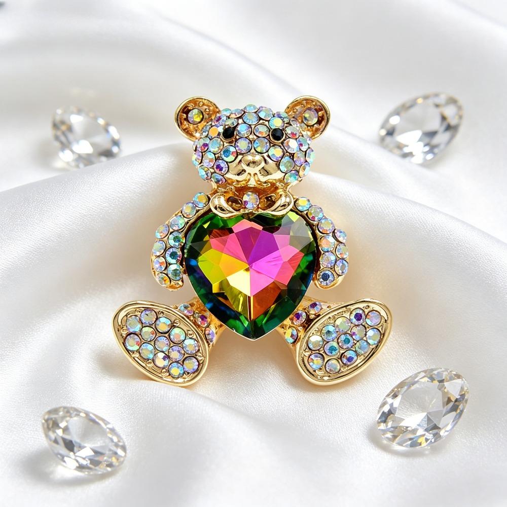 Zinc Alloy Bear Brooch with Colorful Rhinestone Heart, Fashion Lapel Pin for Clothing Decoration