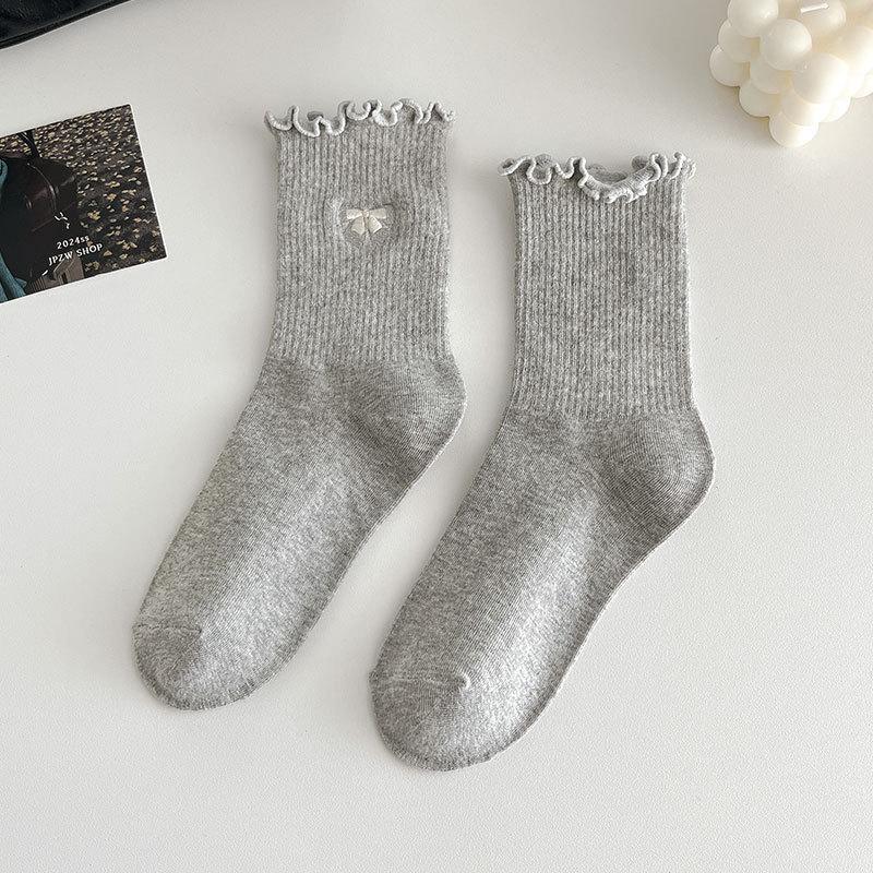 Ladies Spring and Autumn Fungus Lace Bow Embroidery Medium Tube Pile Pile Cotton Socks