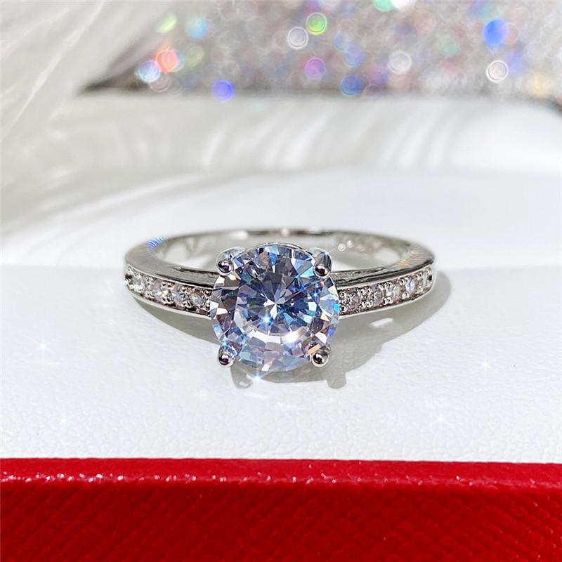 Trendy Female Wedding Rings with Round Shape Zirconia Chic Accessories for Party Engagement Ceremony Jewelry Wholesale