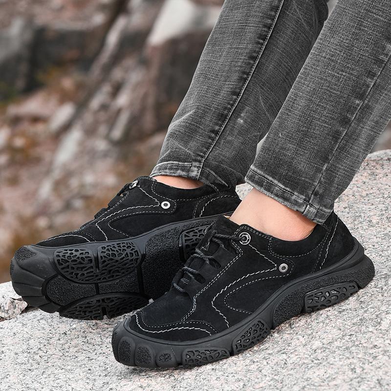 Fashion New Outdoor Camping Hiking Shoes Men Genuine Leather Sports Sneakers Man Travel Casual Shoes Leisure Walking Climbing Men's Foot