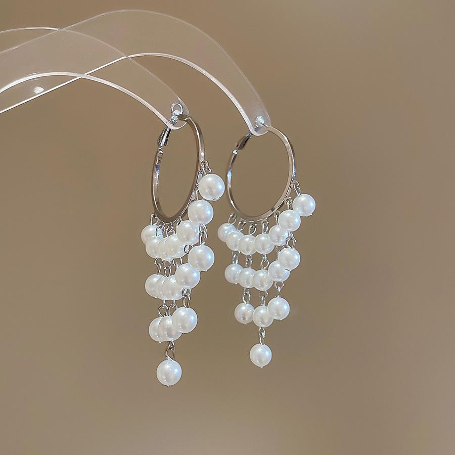 Elegant Pearl Petal Tassel Earrings - High-End, Versatile Design with a Touch of Luxury