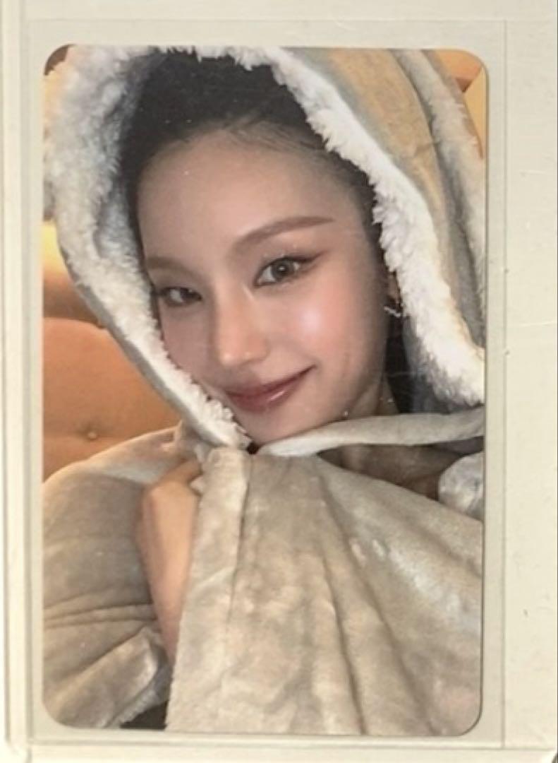 

[USED] ITZY Yeji Air Starriver Autograph Session Instax Trading Card A