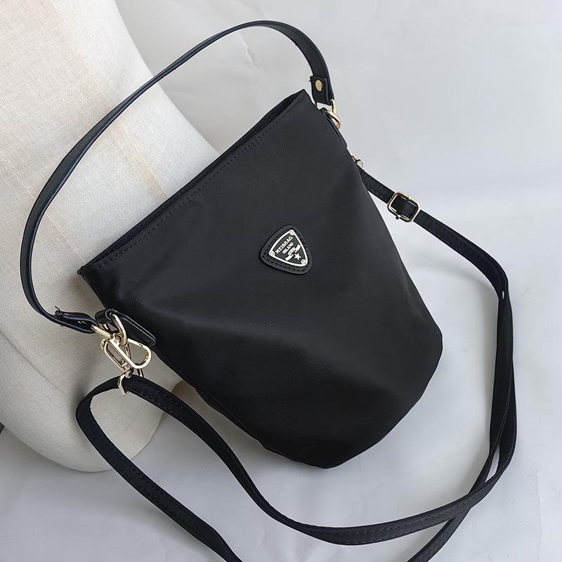 

Nylon Crossbody Bag - Lightweight, Waterproof, Stain-Resistant, Wear-Resistant, Easy-Clean Oxford Cloth Bag