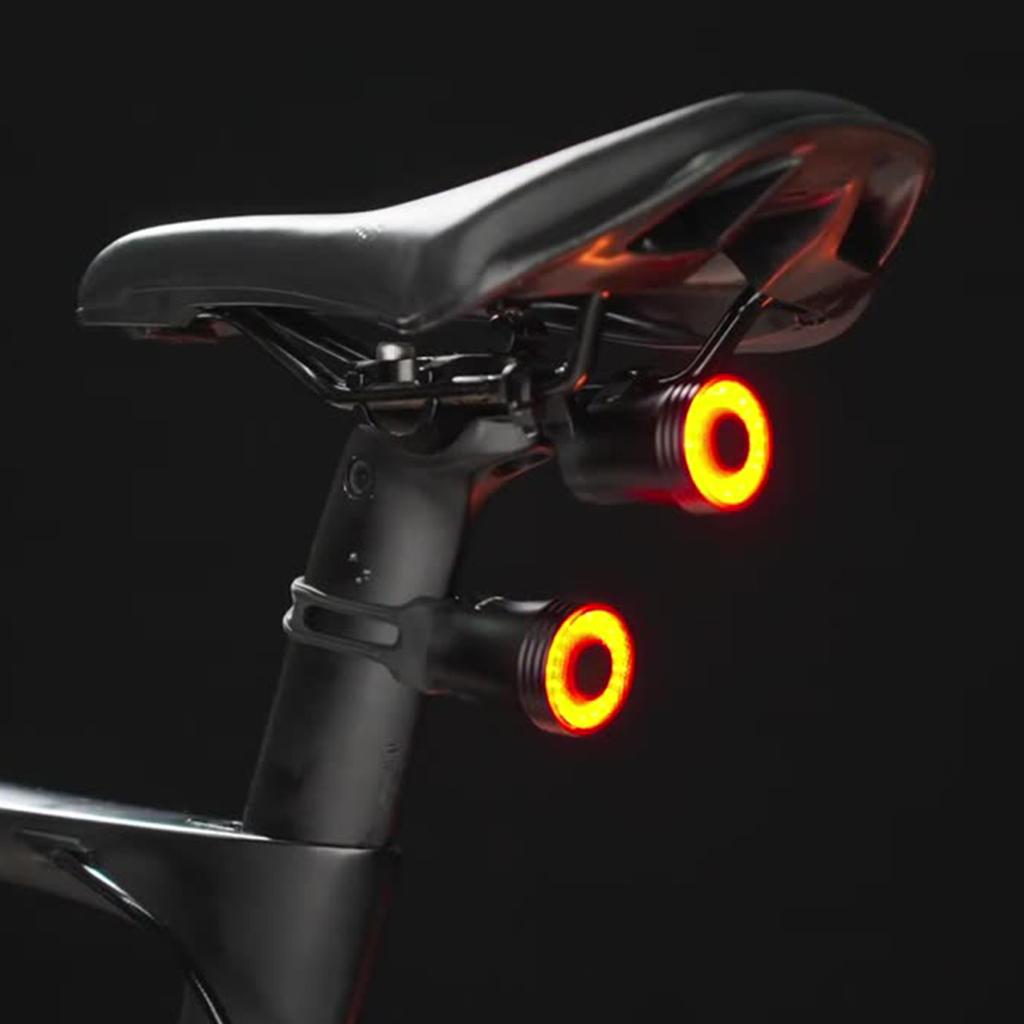 Smarted Brake Sensing Rear Light Rechargeable Waterproofed Bicycles Rear Light for Road and Mountain Bikes