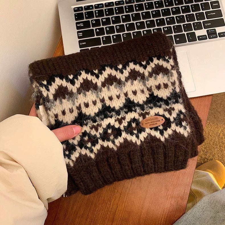 Fair Isle Green Knitted Wool Scarf Women's Winter Christmas Atmosphere Thickened Versatile Warm Cold-Proof Neck Warmer