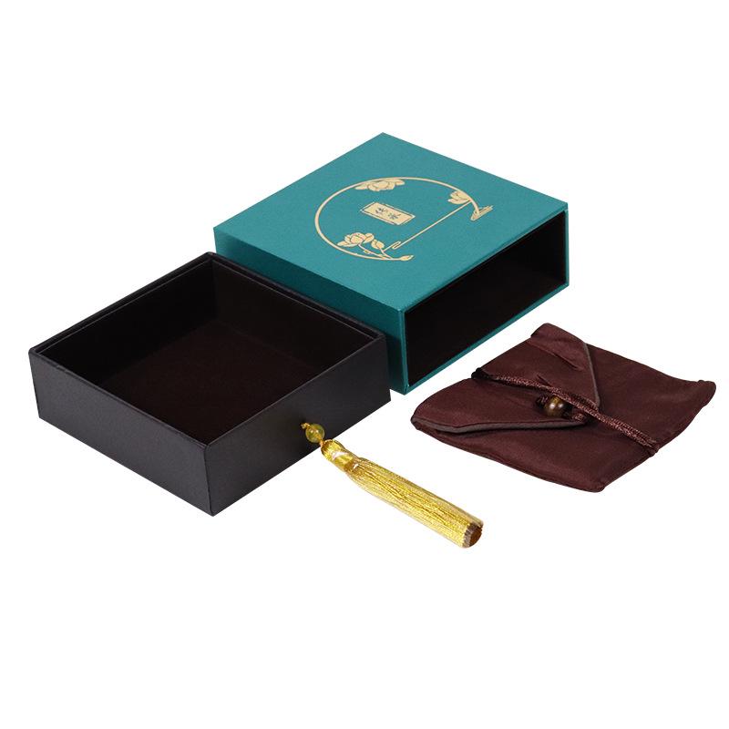 

Heritage Jewelry Box: Ancient Gold Tassel Pendant & Jade Storage Gift Box