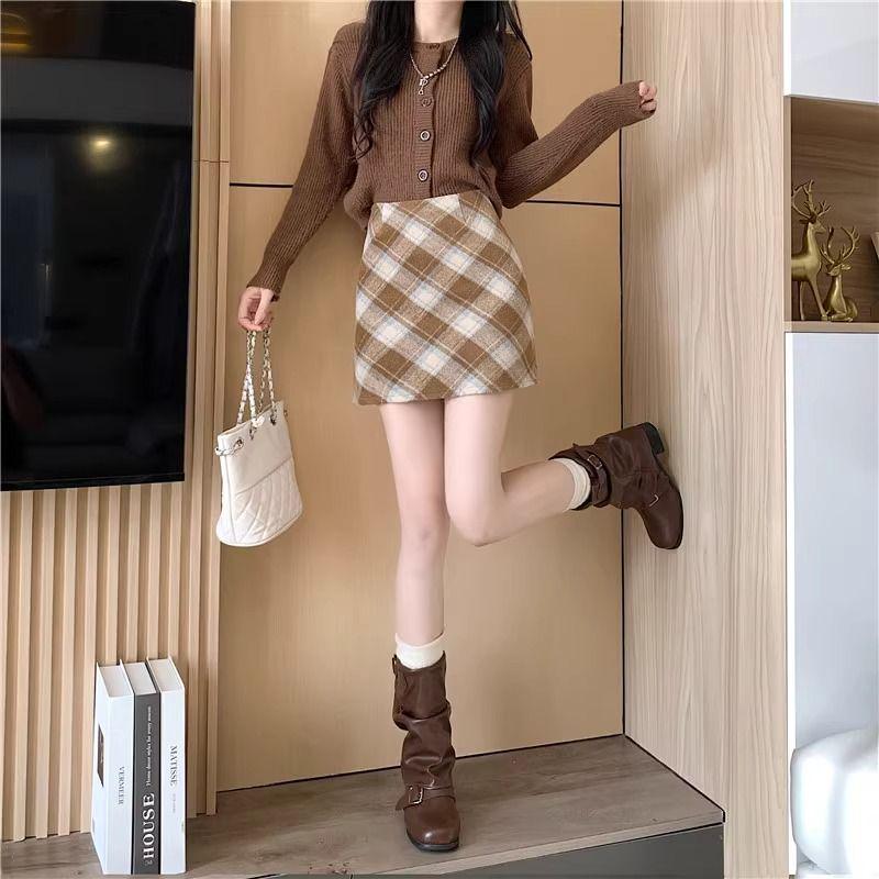 Wool Plaid High-Waisted A-Line Mini Skirt - Retro Academy Style for Autumn/Winter