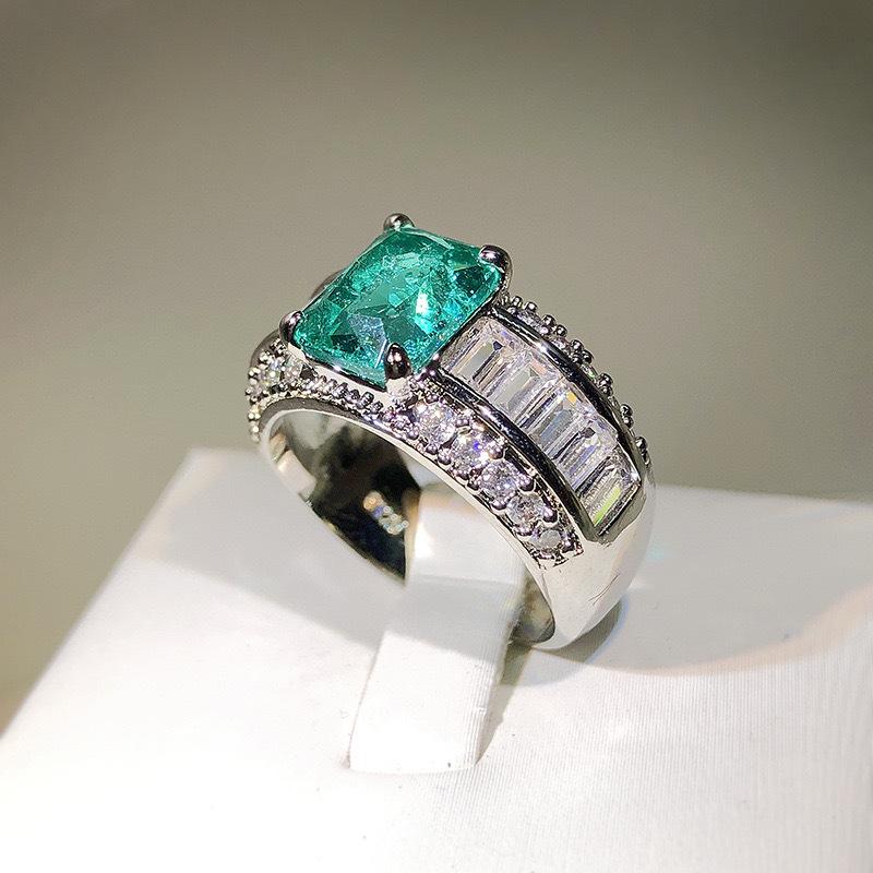 2025 European-American Exquisite Paraiba Princess Ring - Light Luxury Rectangular Design