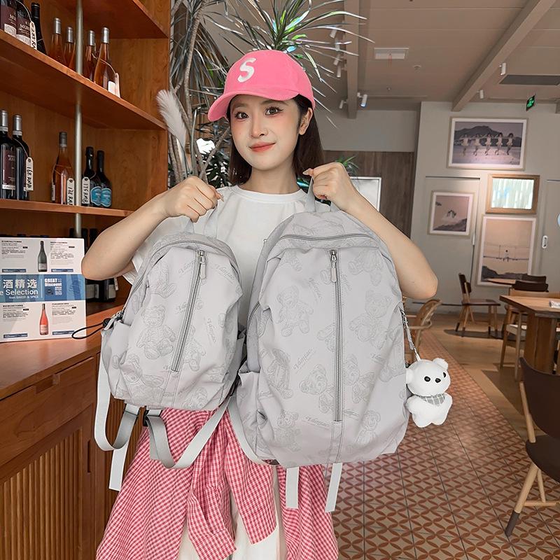 

Легкий студенческий рюкзак с принтом свежего медведя, лето 2024 Small