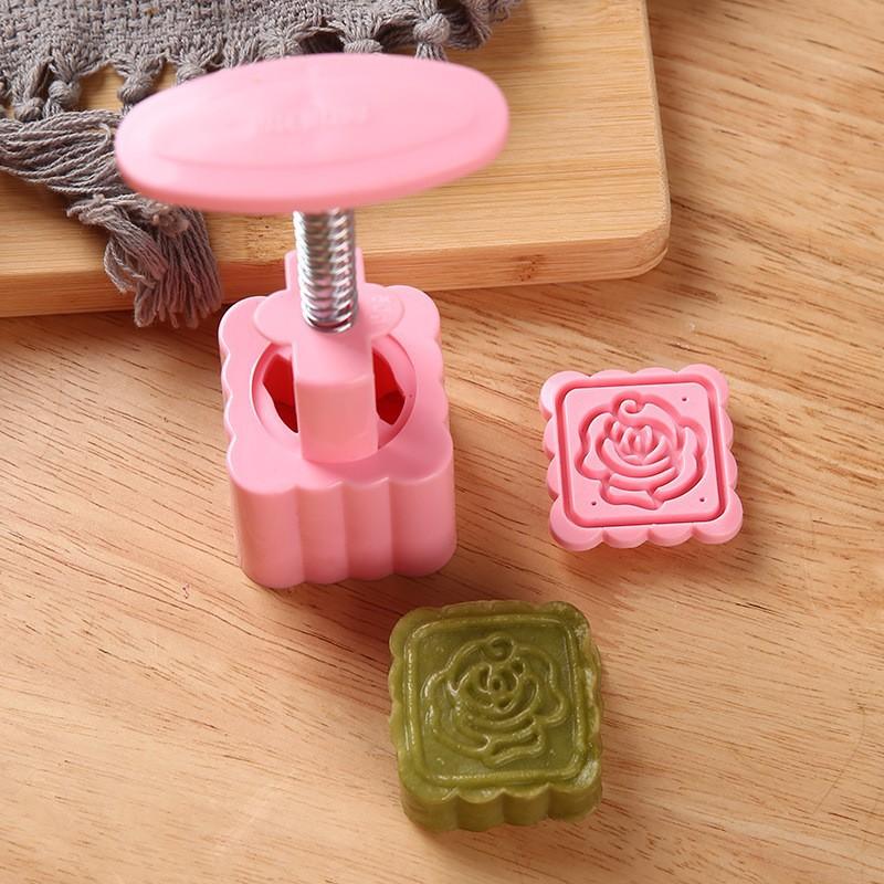 A Household Three-dimensional Mung Bean Cake Baking and Embossing Mold for Mid-Autumn Festival Ice Skin Mooncakes