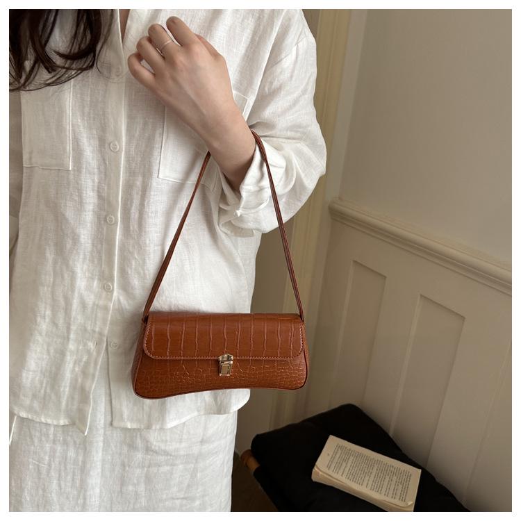 2026 Women's Retro Crocodile Pattern Versatile Small Square Crossbody Bag